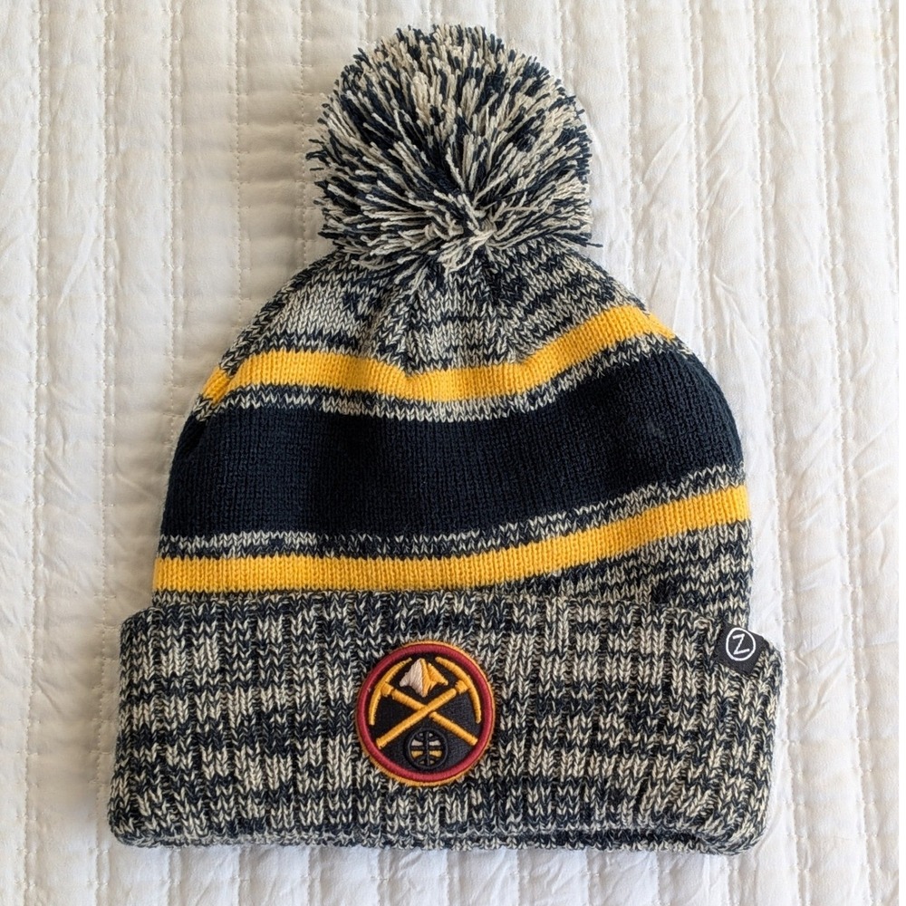 Zephyr‎ NBA Denver Nuggets Cuffed Knit Pom Beanie Navy Blue Gold